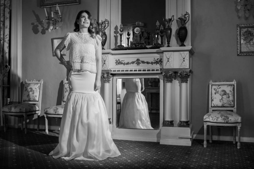 Vestido de novia con corte de sirena fruncido